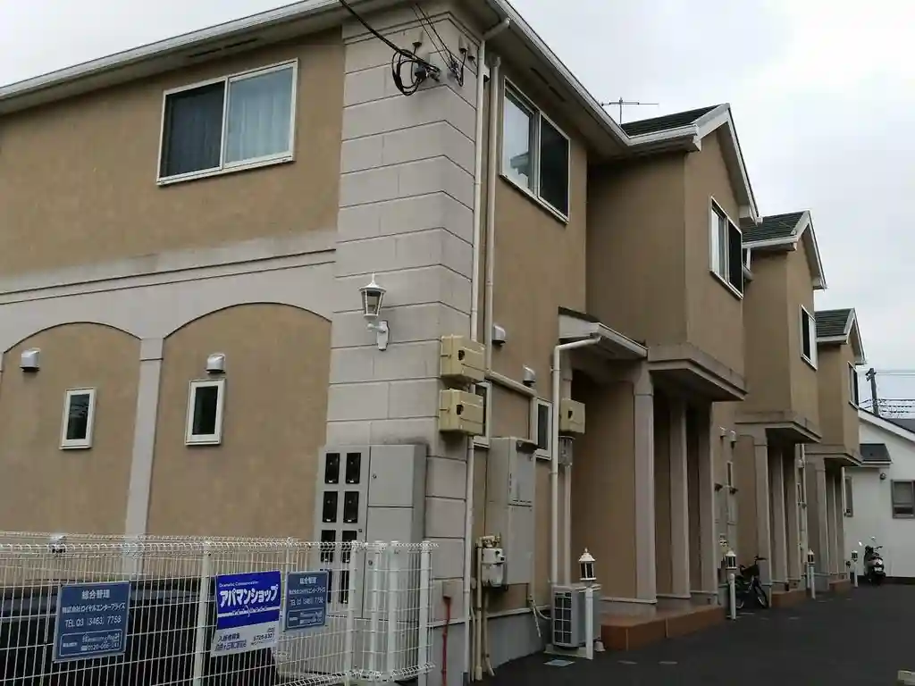 DOMICILE UN 外観