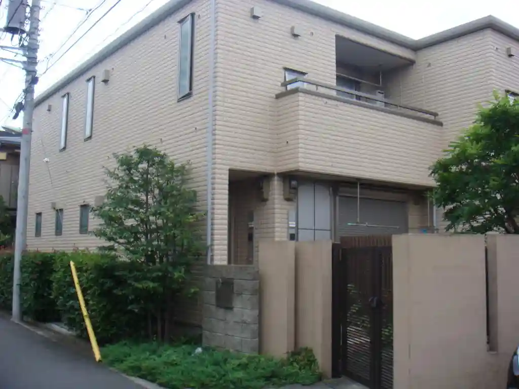 ラシュレ三鷹 外観