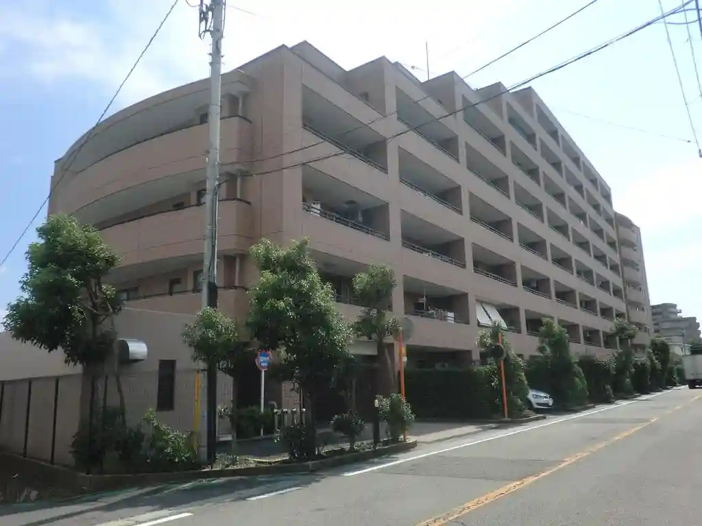クリオ藤沢善行 八番館 外観