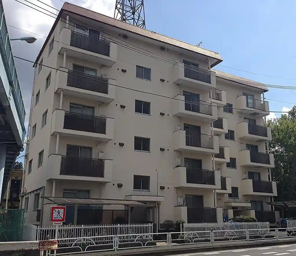 久米川兼六ハイム 外観