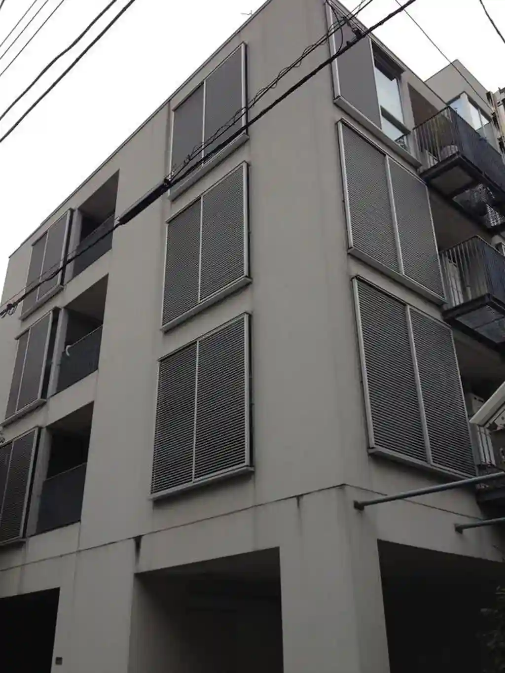 Moderna 外観