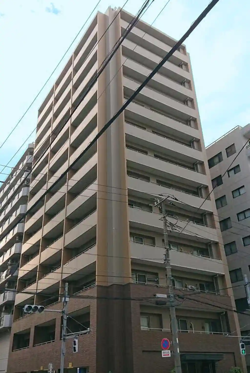 グラーナ上野 外観