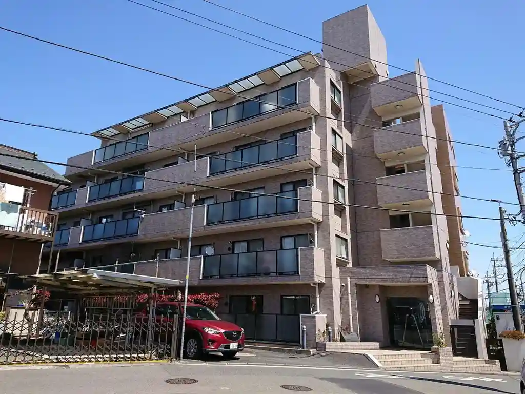 ラフィネ瀬谷 外観