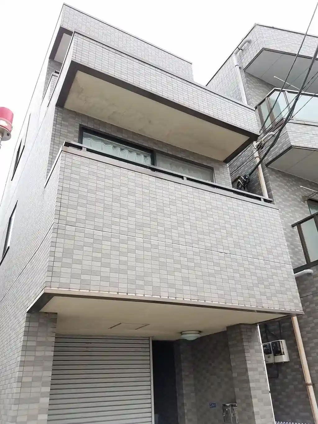 サンヒルズ市川 外観
