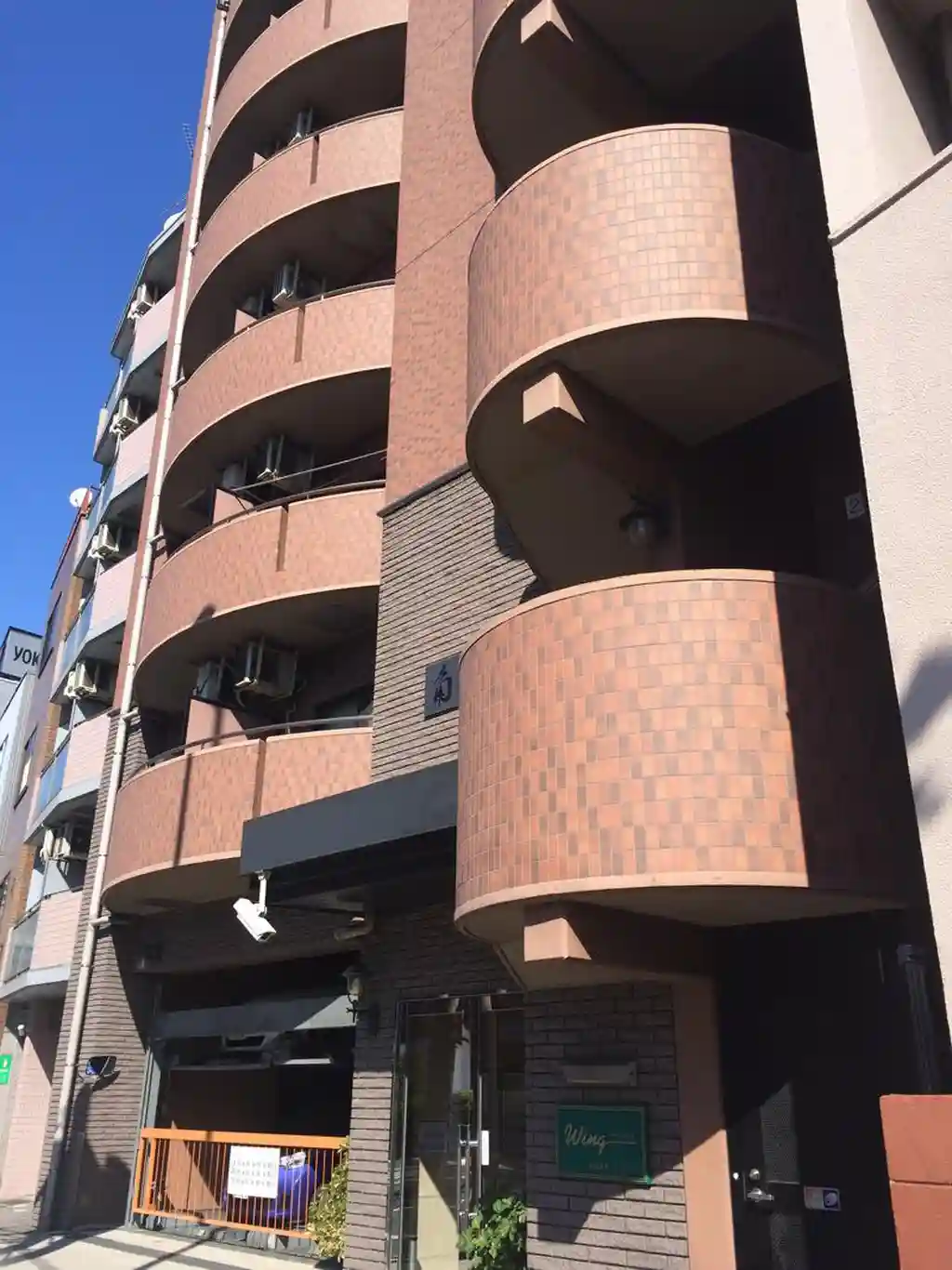ウイングカクセン 外観