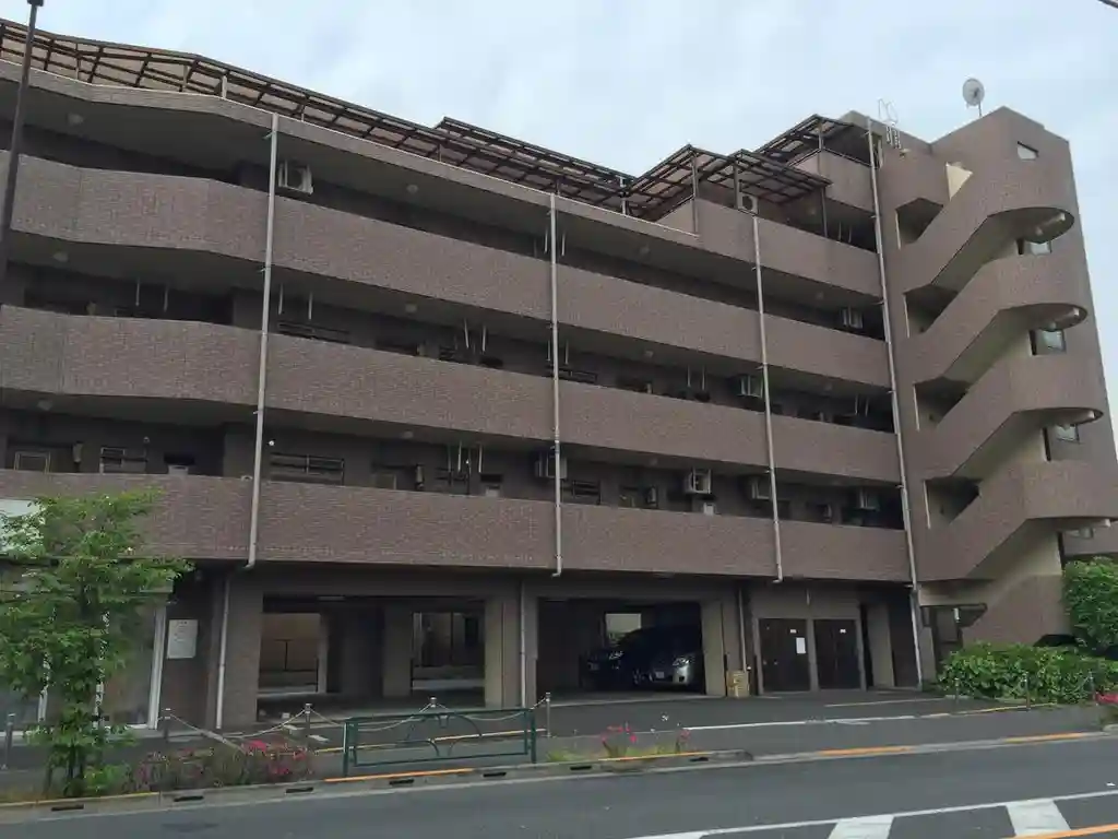 ルミエールヤガサキ 外観