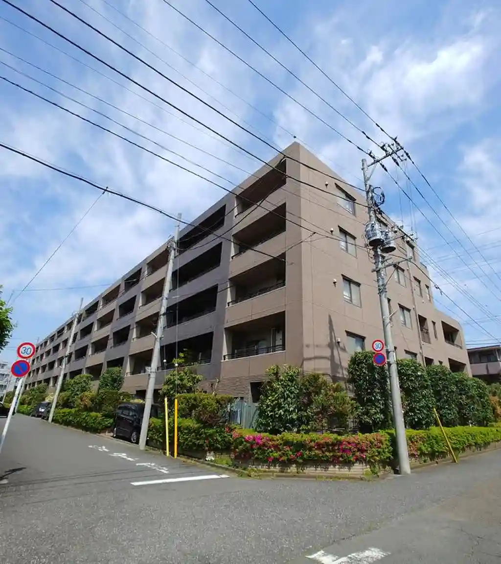 レクセルプラッツァ国立 外観