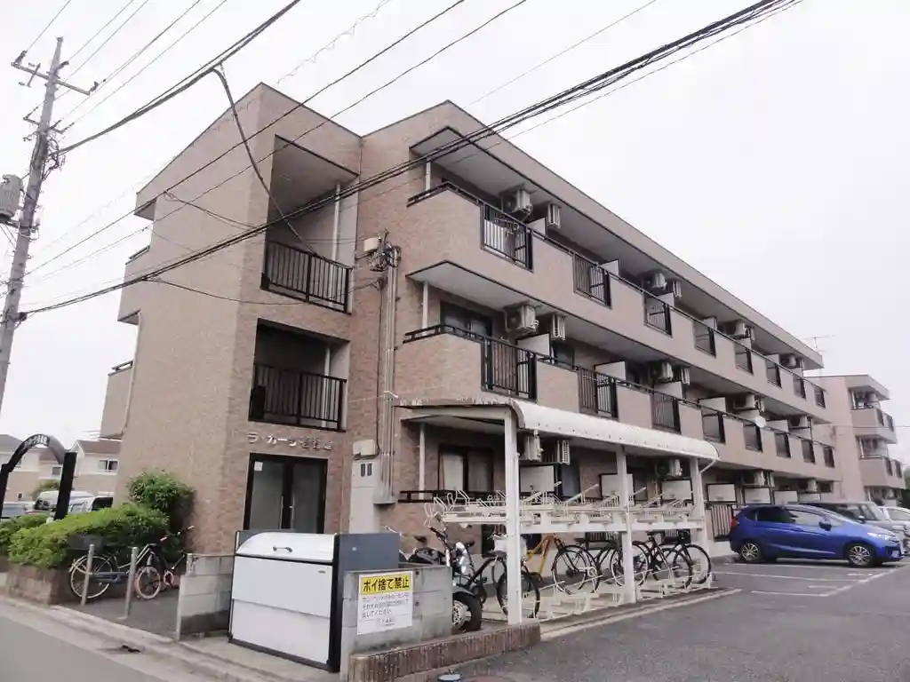 ラカーサ壱番館 外観