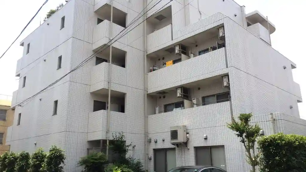 ティアラ 外観