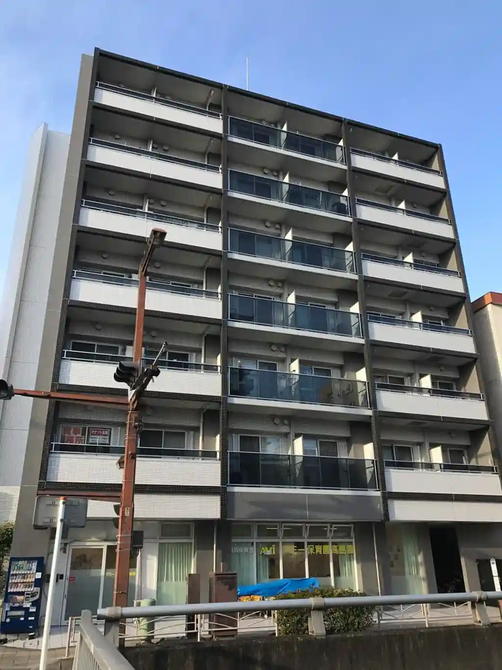 フェリース横浜 外観