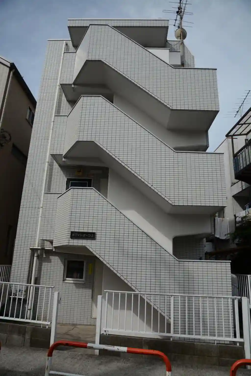 ホワイトオーク II 外観