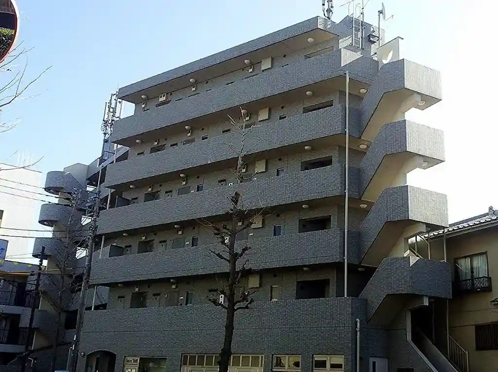 ガーデンパーク二の橋 外観