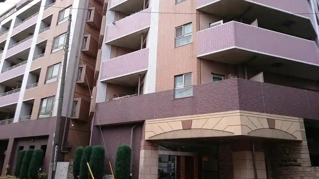 ライオンズグローベル横濱鶴見 外観