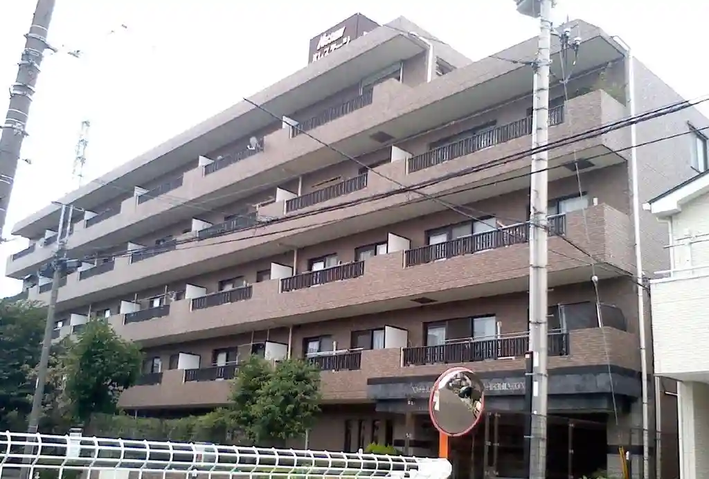 日神パレステージ鶴間南 外観