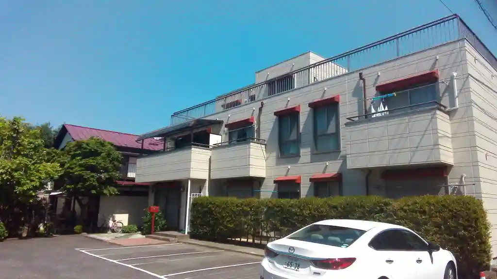 メゾンタカス 外観
