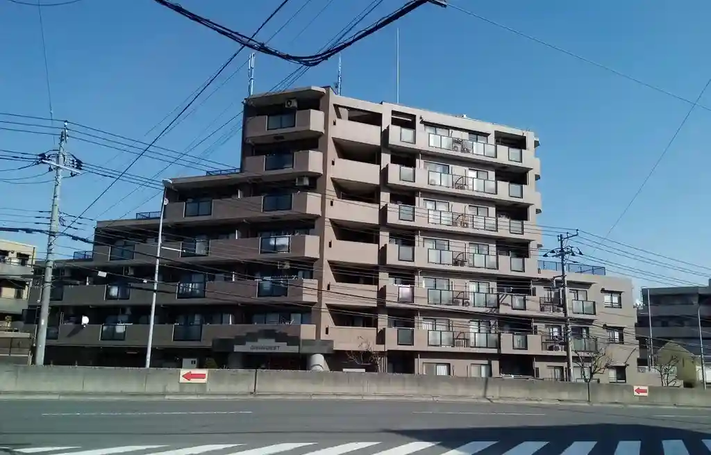 グランエスト片倉 外観