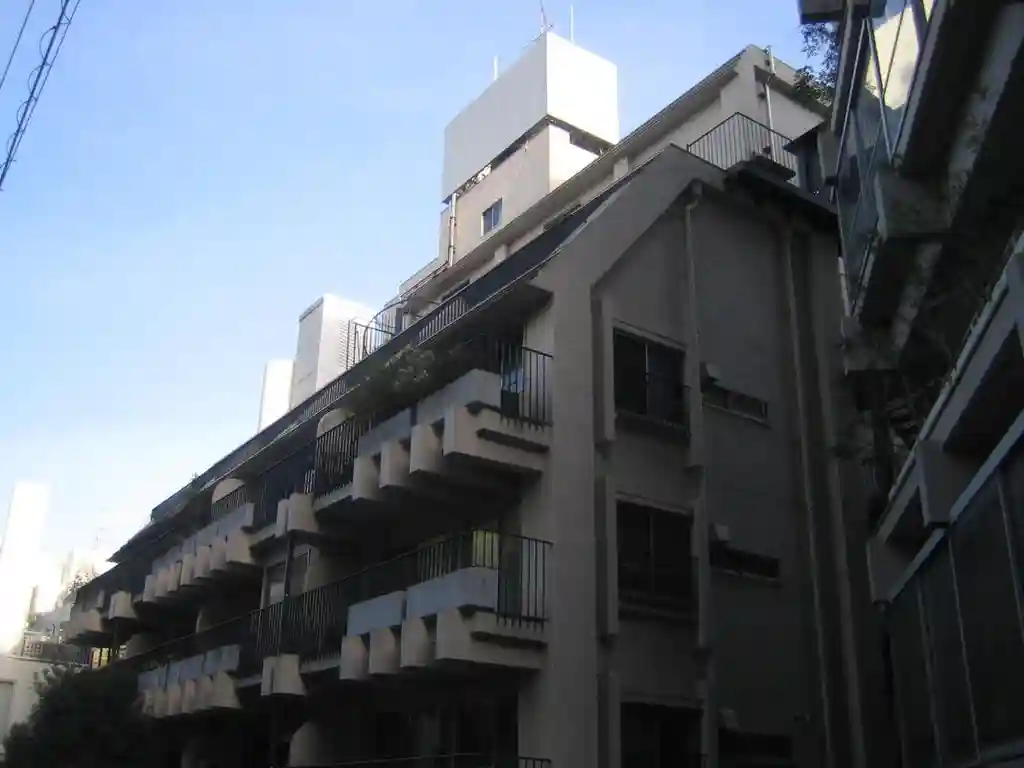 チサンマンション原宿 外観
