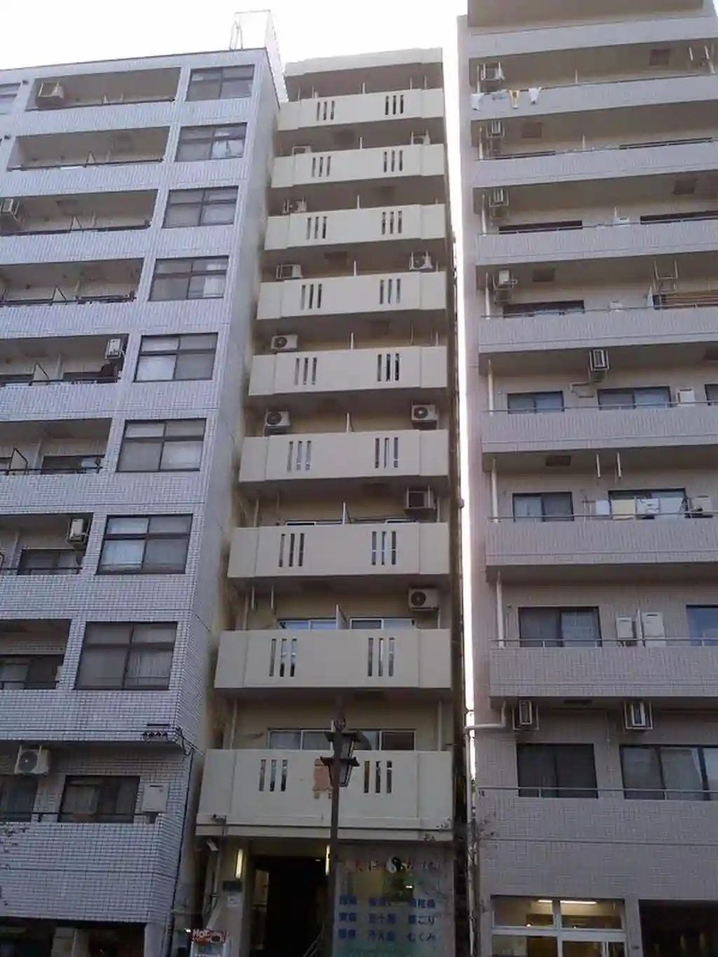 キャッスルマンション根津 外観