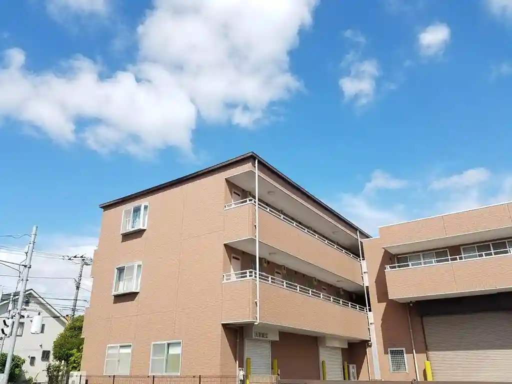 イースト COURT 外観
