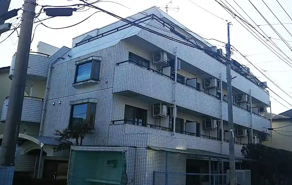 エヴェナール横浜 外観