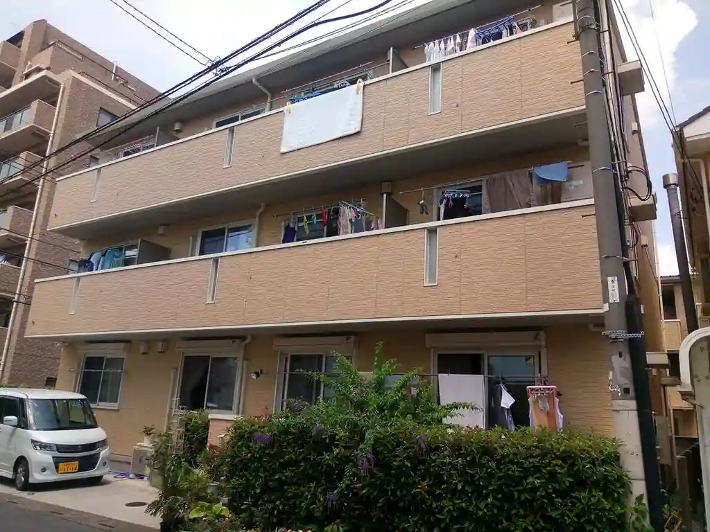 ルミエール新越谷 外観