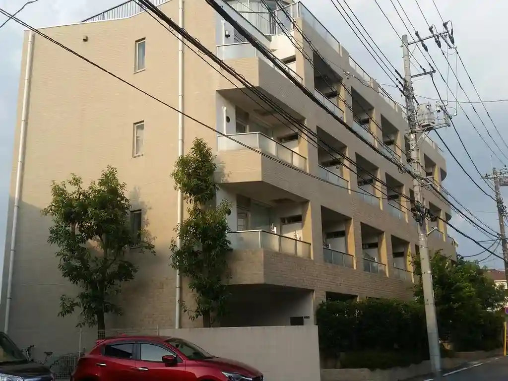 ヒルフローラ梶ヶ谷 外観