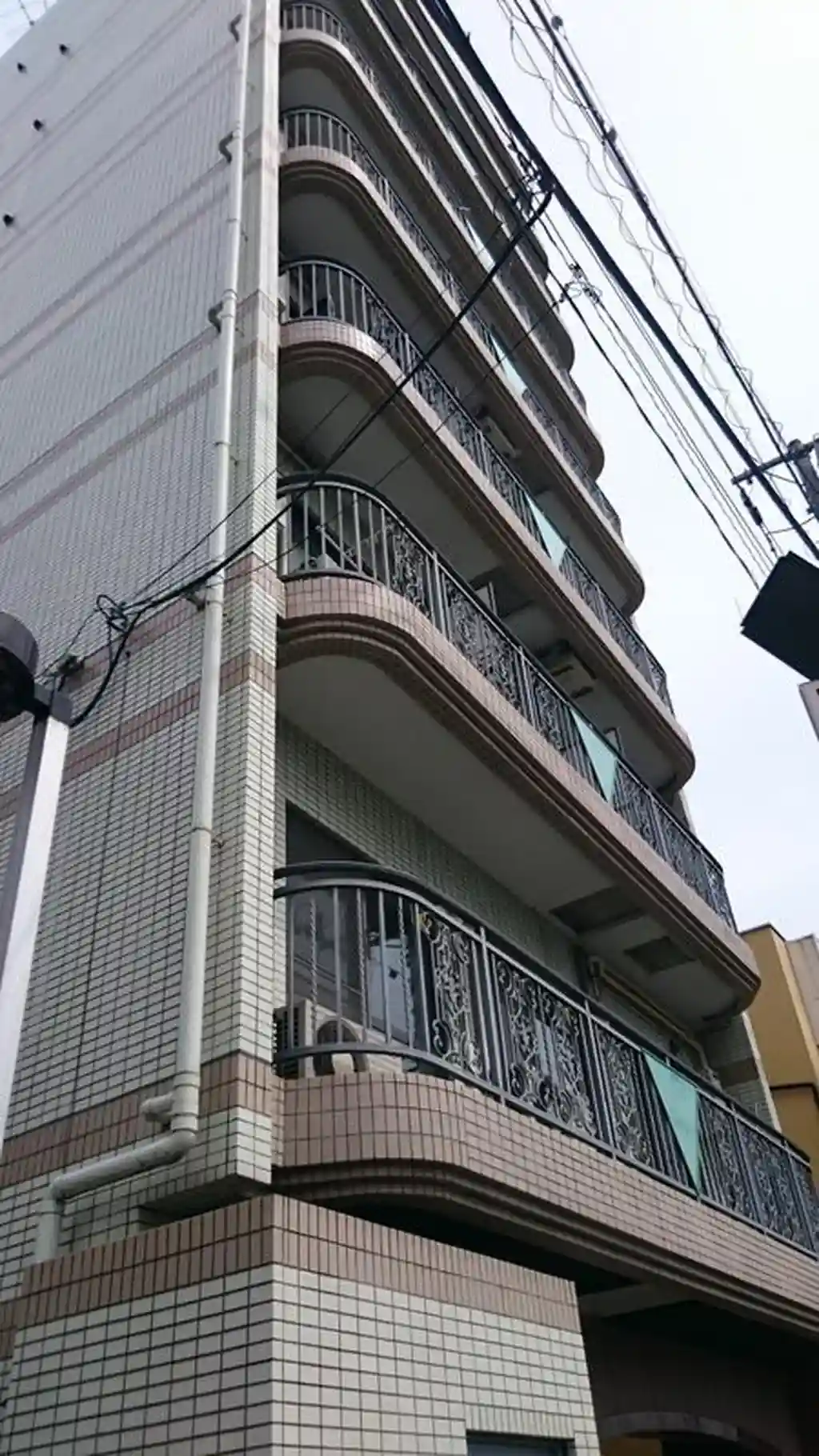 レジュエール戸田公園 外観
