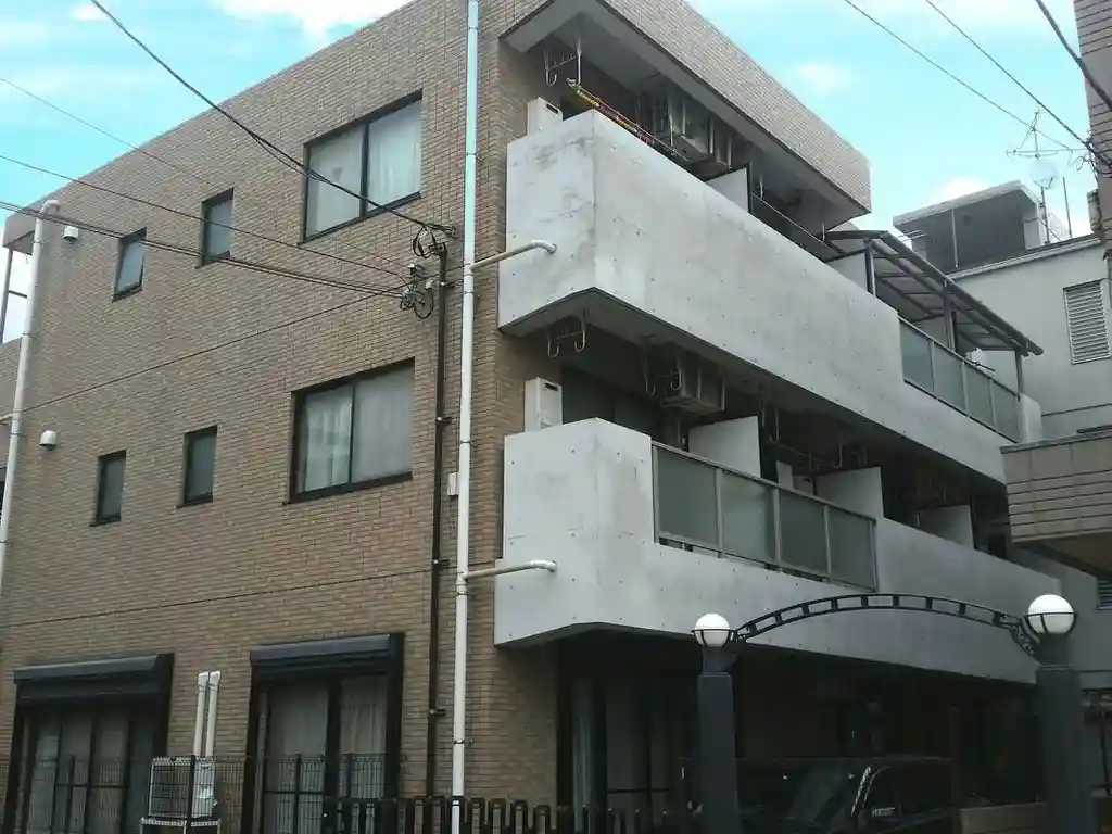 ウルルマンション 外観
