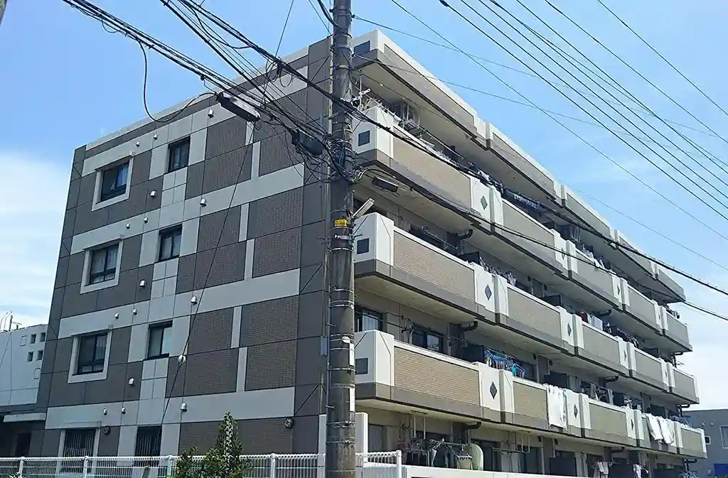 パストラル本厚木 外観