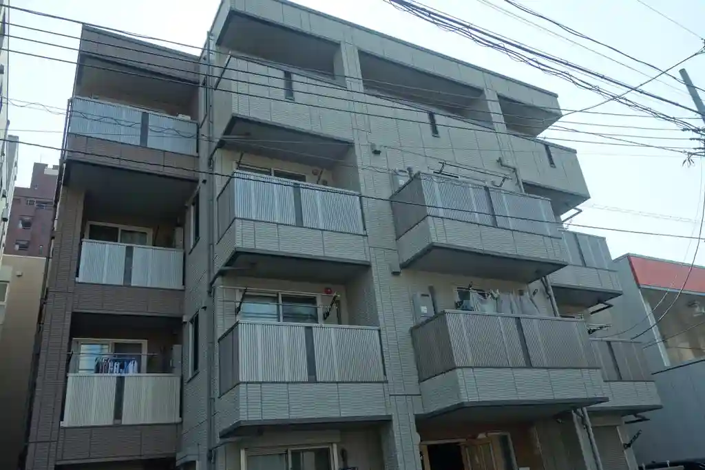 アズール初台 外観