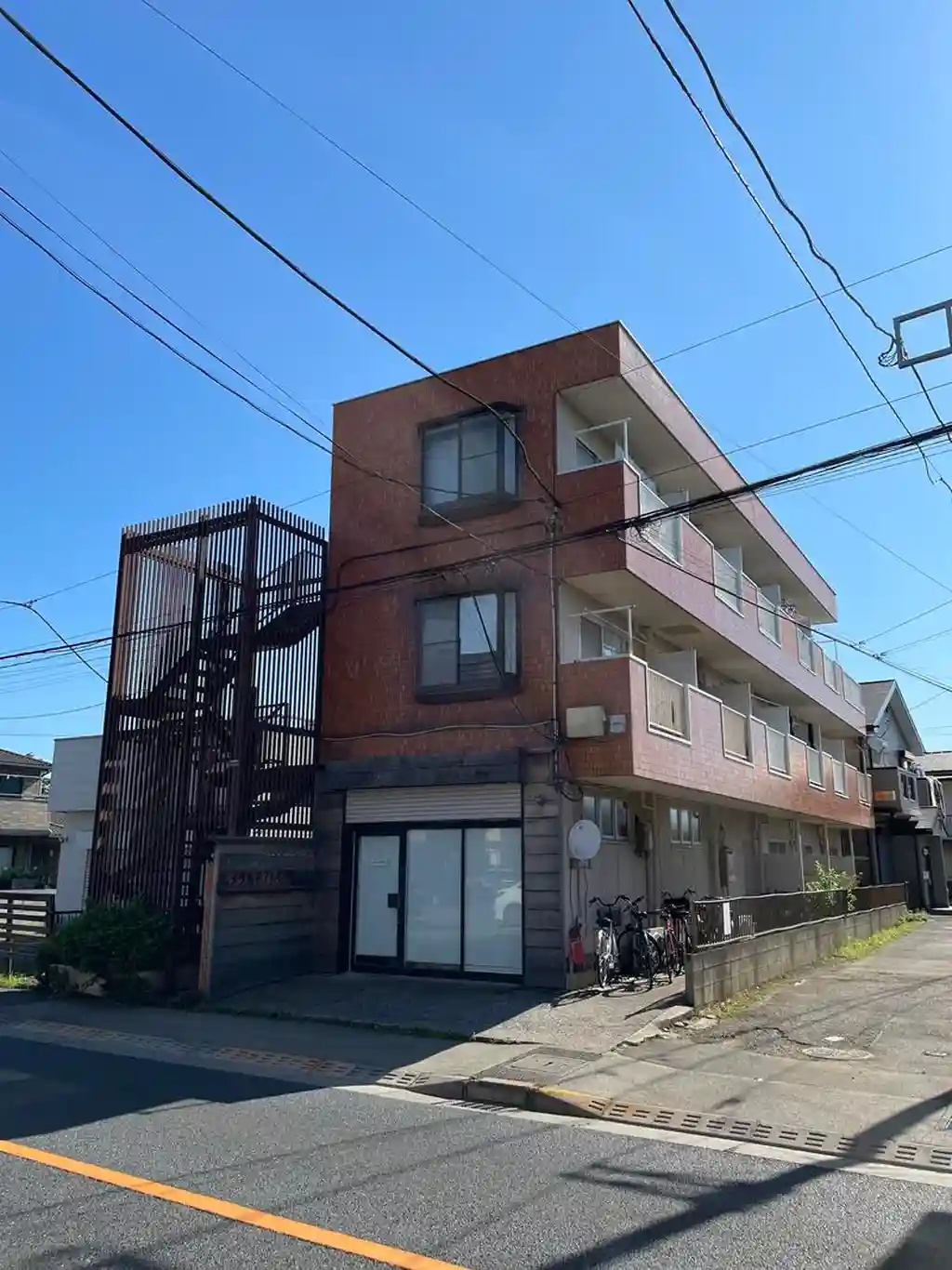 エメラルドハイツ中里 外観