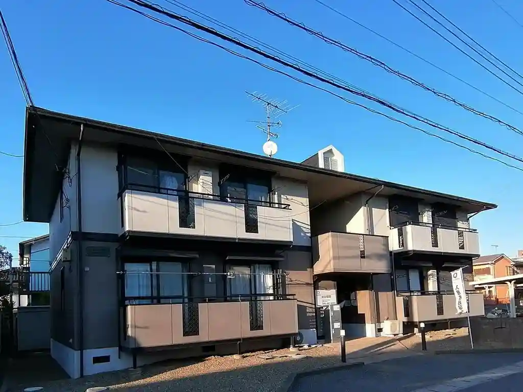 ハイカムール園生2 外観