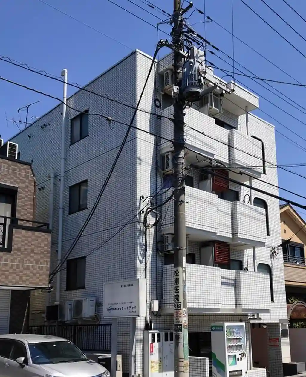 ベルトピア日野 外観