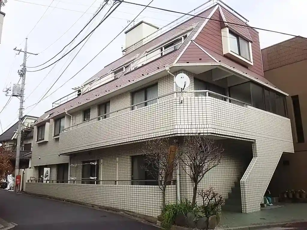 ホワイトハイム 外観