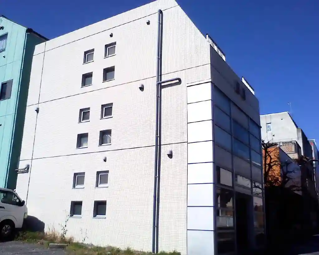グリッター金子 外観