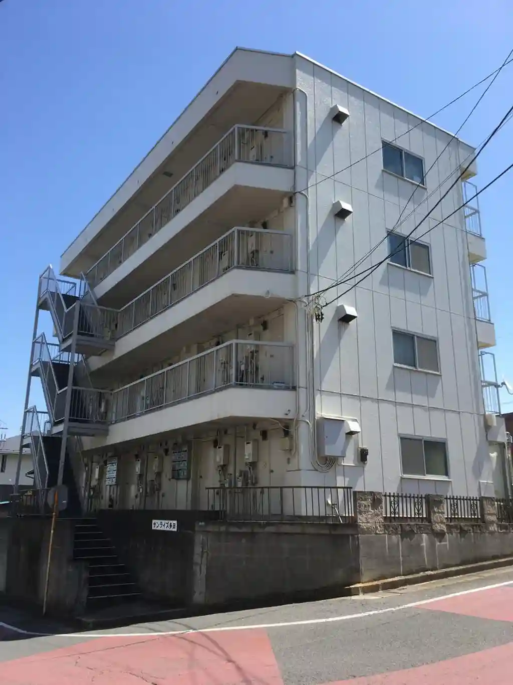 サンライズ多田 外観