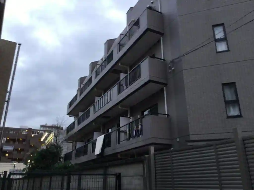ルミエール弦巻 外観