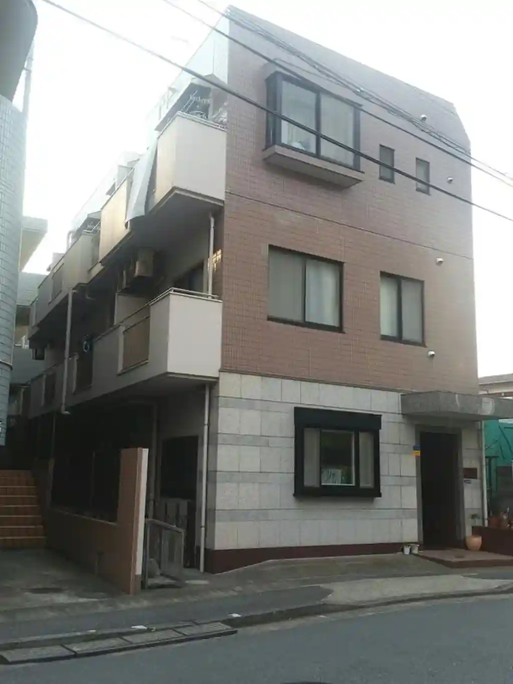 ロイヤルハイム 外観
