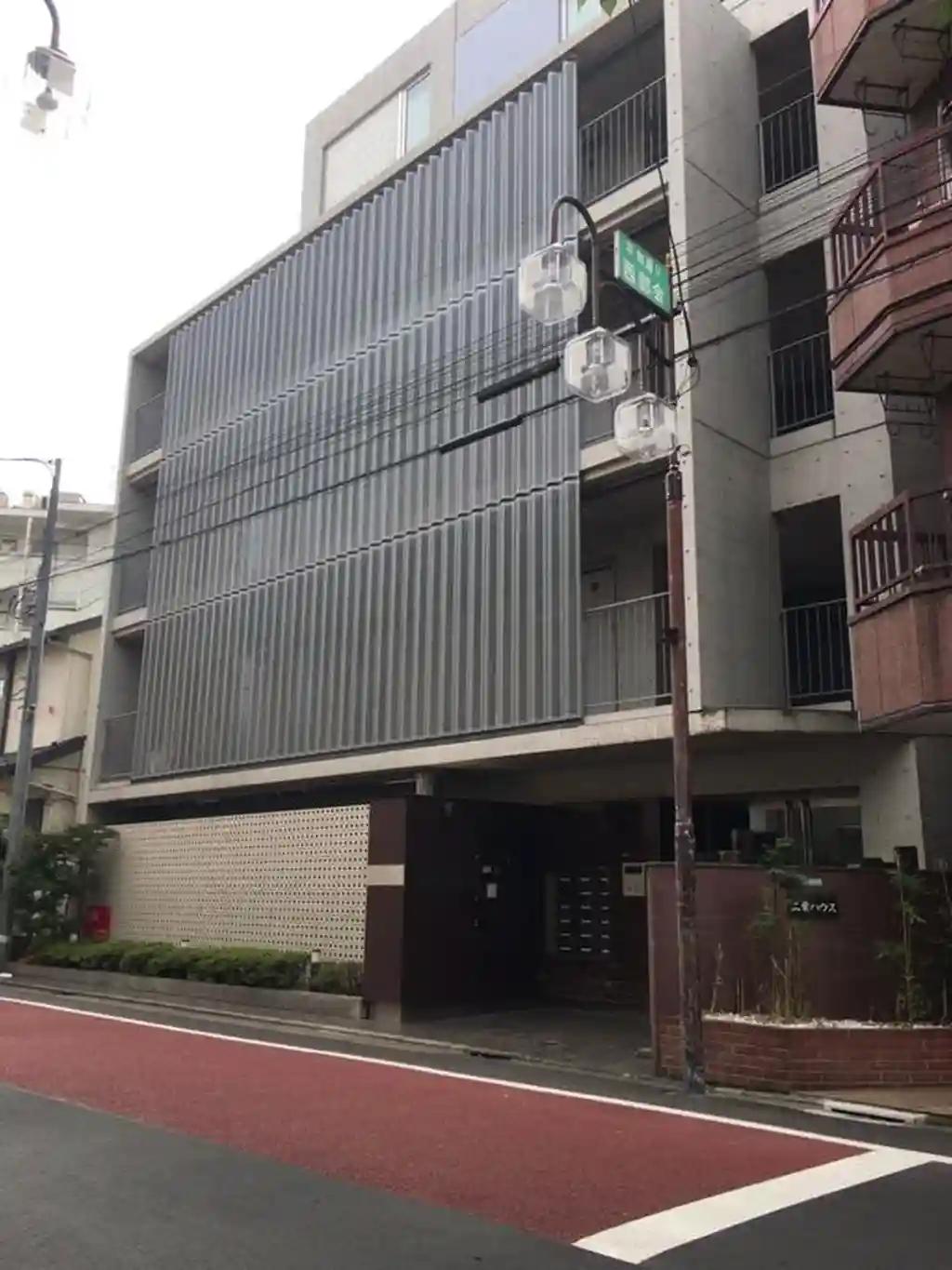 エクセルコートイズミ 外観