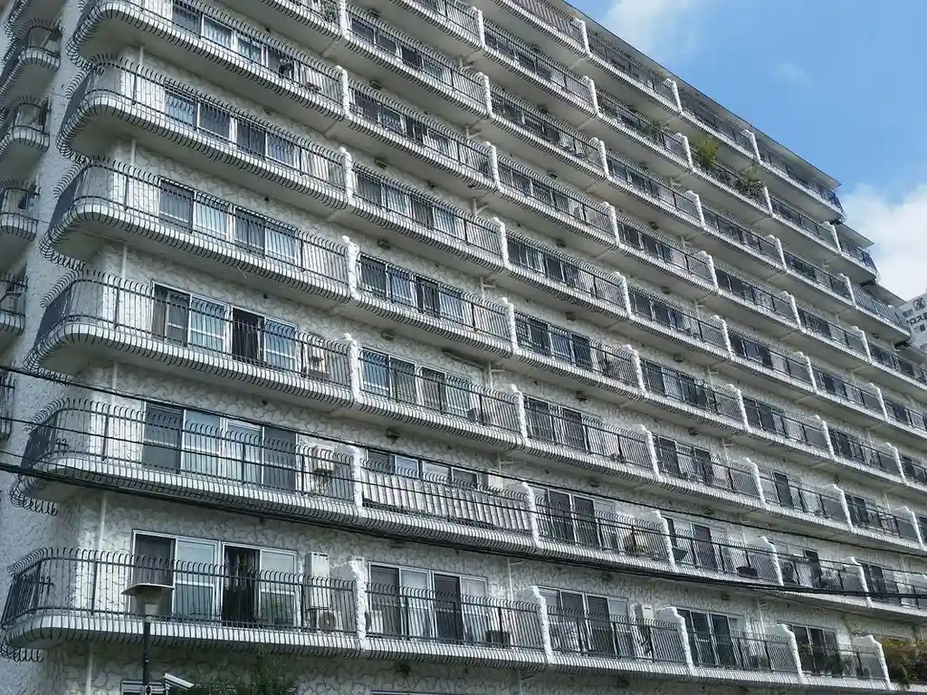 秀和目黒駅前レジデンス 外観