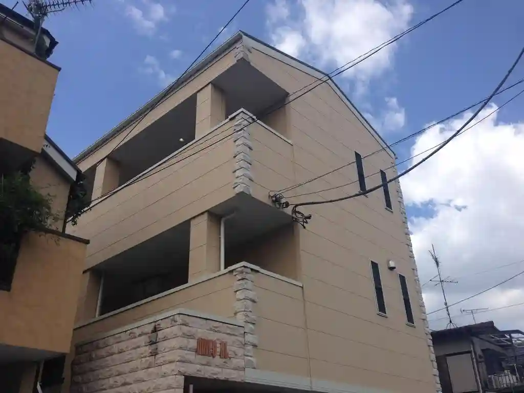 アリエスビル 外観