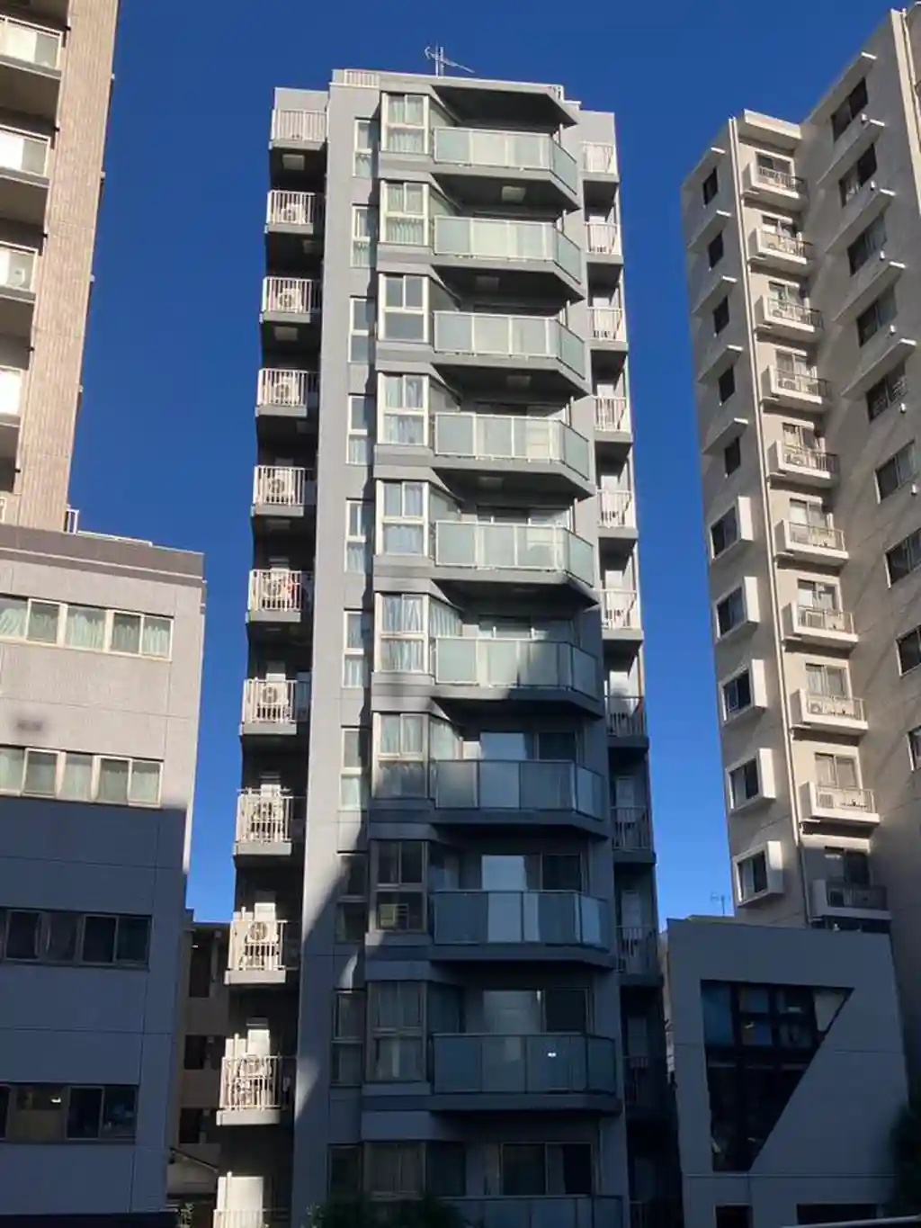 宮庭東新宿ビル 外観