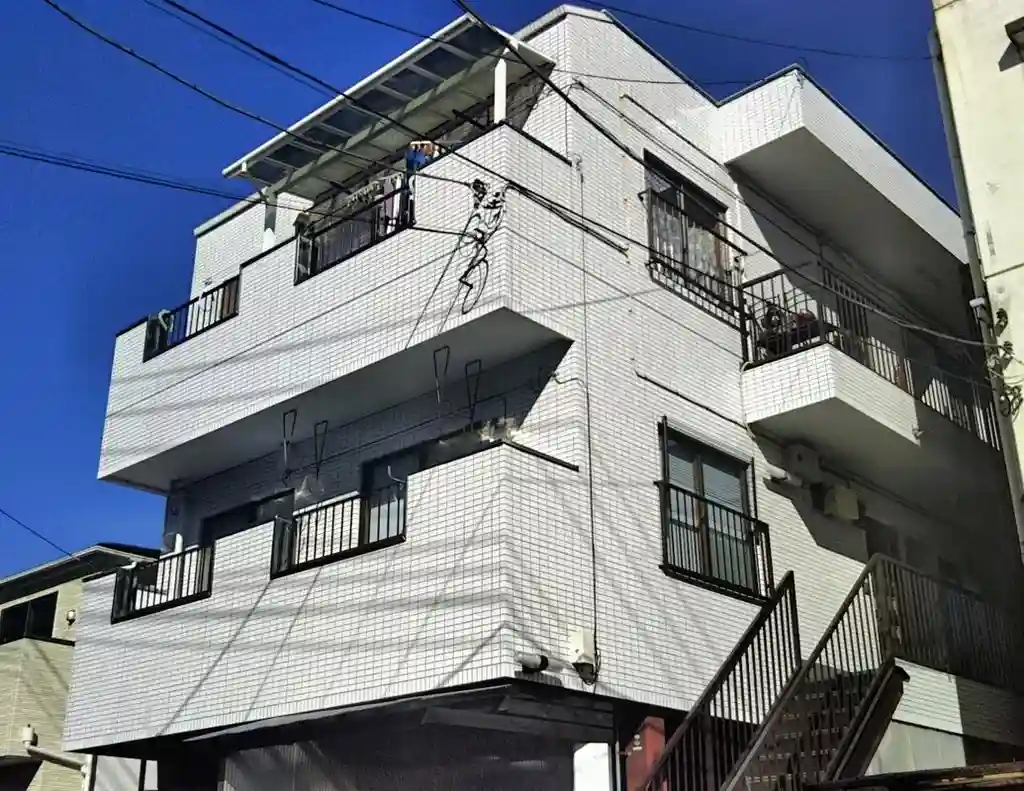 千信ハイツ 外観