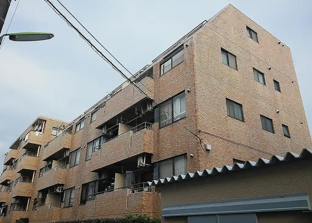 マック千歳烏山コート 外観