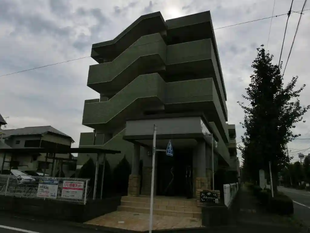 フローレンス 外観