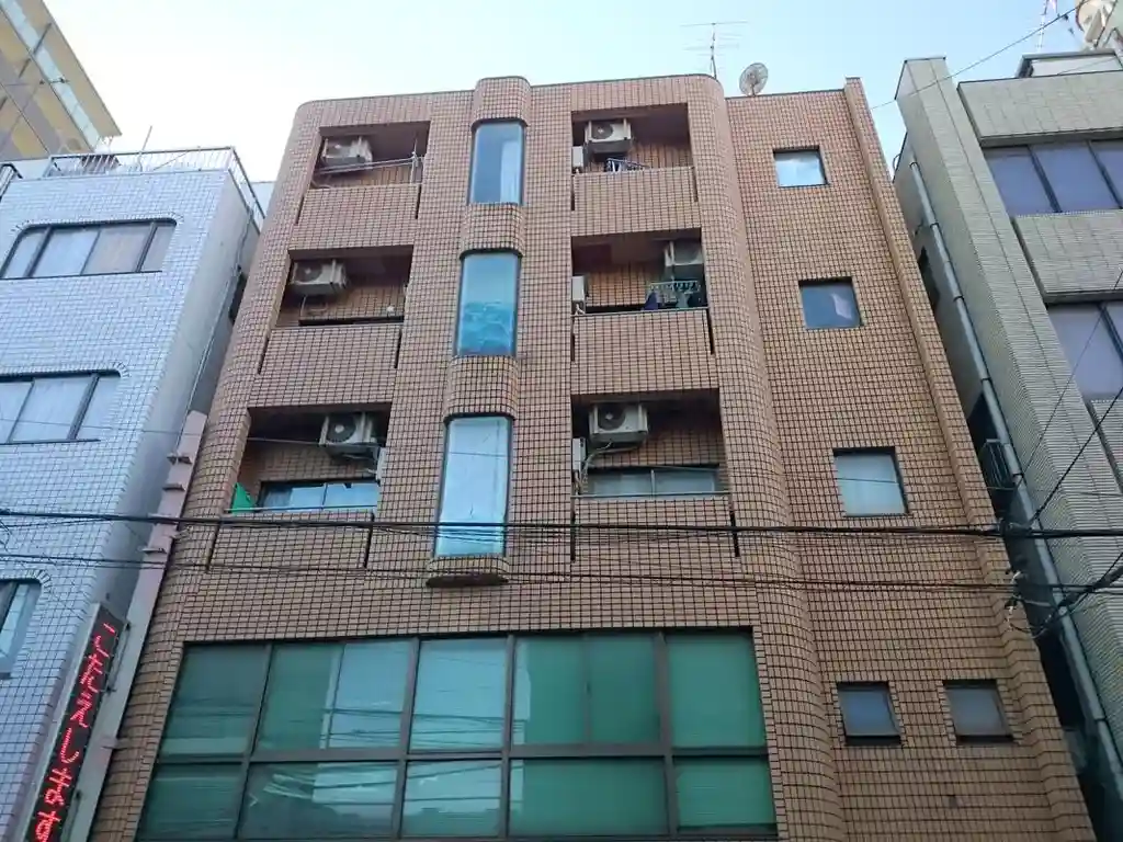 アーバン勝又 外観