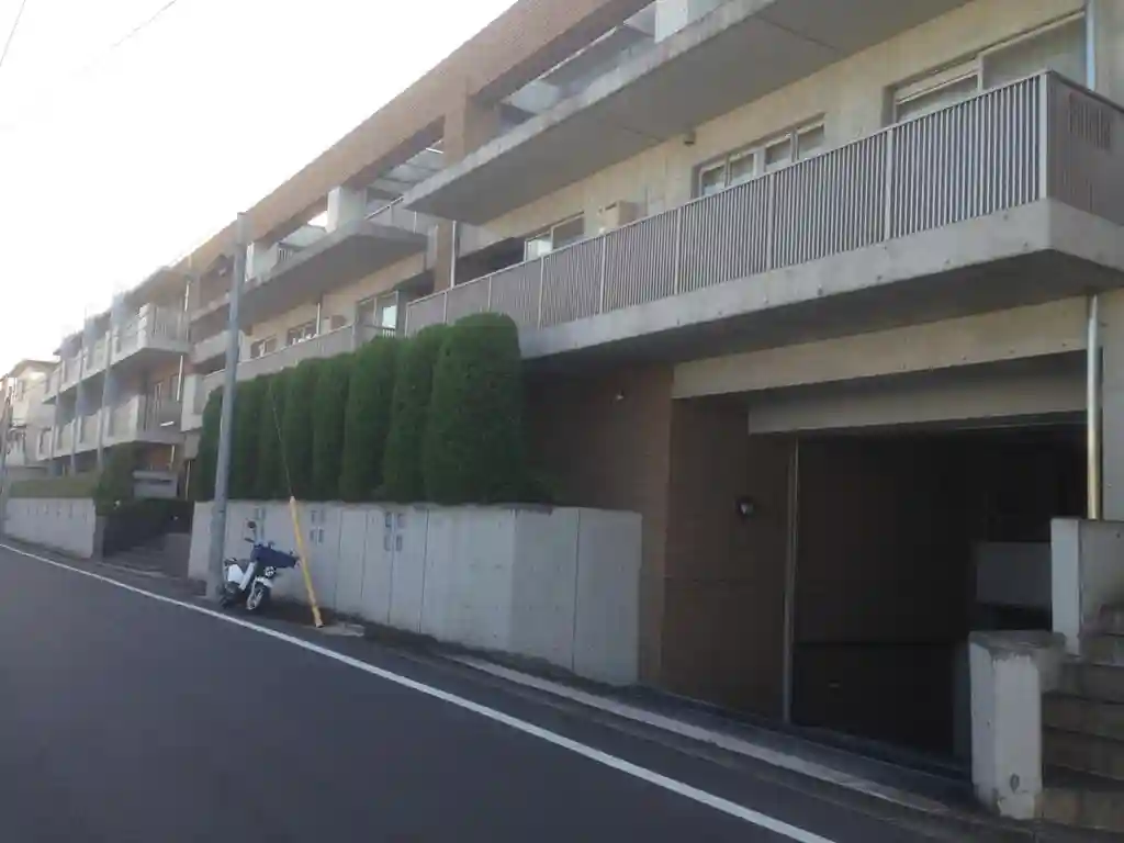 コリーヌ自由が丘 外観