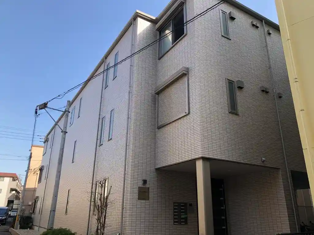 ラコンテ 外観