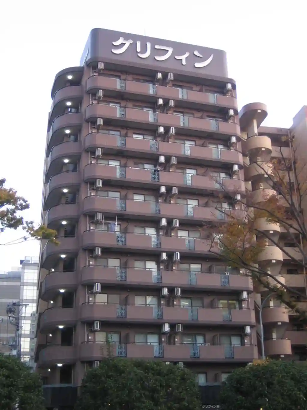 グリフィン新横浜・七番館 外観