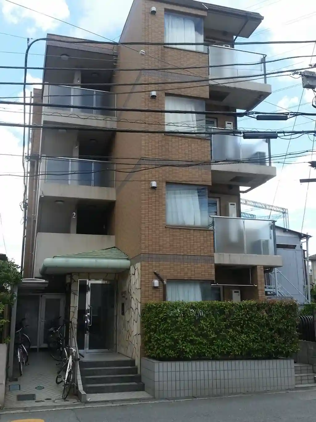 エスモードII 外観